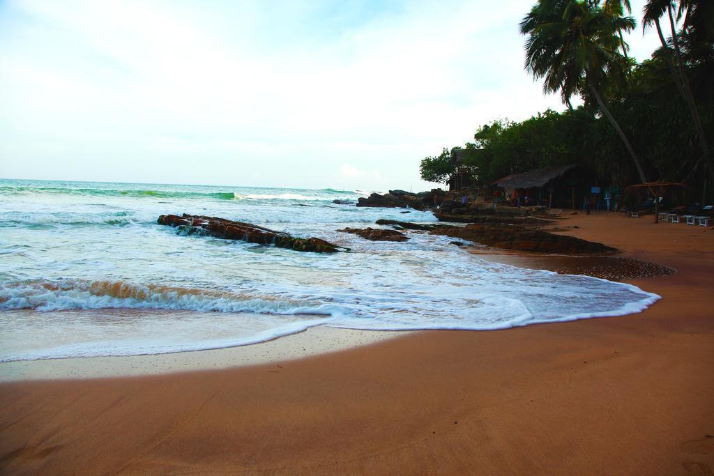 Muthu Resort & Restaurant Tangalle Exterior photo