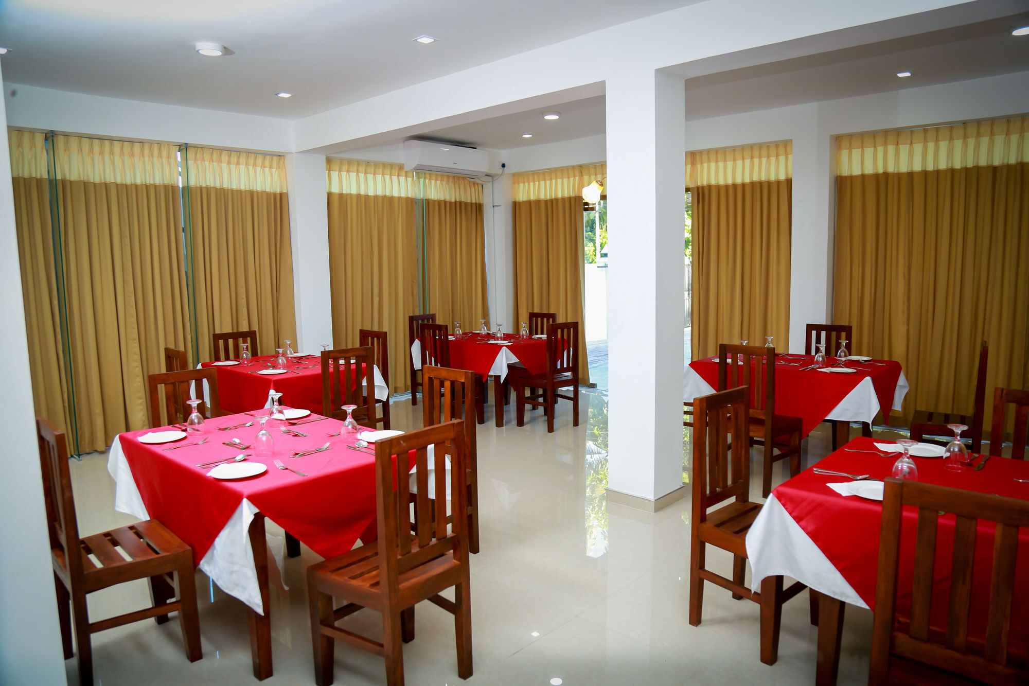 Muthu Resort & Restaurant Tangalle Exterior photo